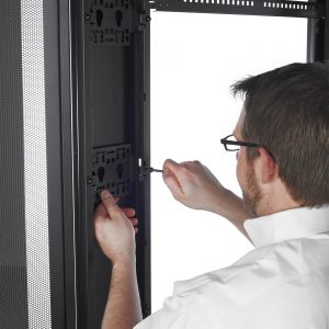 Accessory Bracket (Qty 2), NetShelter SV